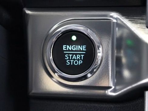 Used 2023 Ford F150 Lariat w/ FX4 Off-Road Package AWD/4WD image 24