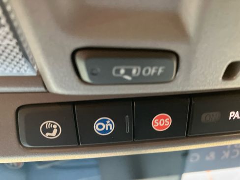 Certified 2023 Chevrolet Silverado 2500 LT w/ Convenience Package image 20