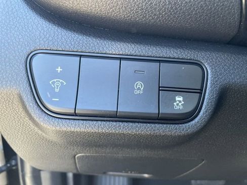 Used 2024 Kia Seltos S image 35