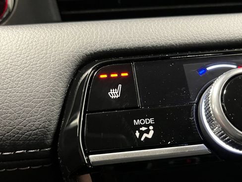 New 2026 Honda Pilot Touring image 22