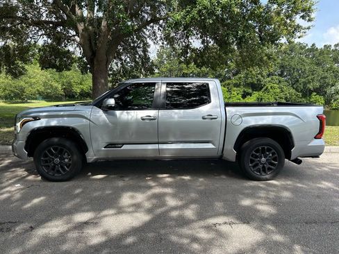 Used 2024 Toyota Tundra Platinum AWD/4WD image 3