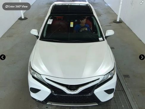 Used 2019 Toyota Camry XSE w/ Driver Assist Package FWD image 3