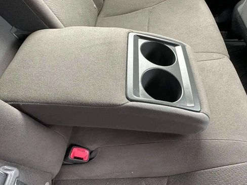 Used 2015 Toyota Prius Two image 38