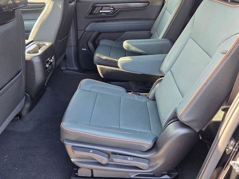 New 2026 GMC Yukon XL AT4 w/ AT4 Premium Plus Package AWD/4WD image 10