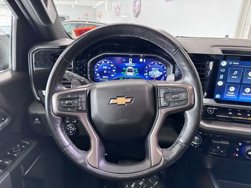 Certified 2022 Chevrolet Silverado 1500 High Country w/ High Country Premium Package image 13