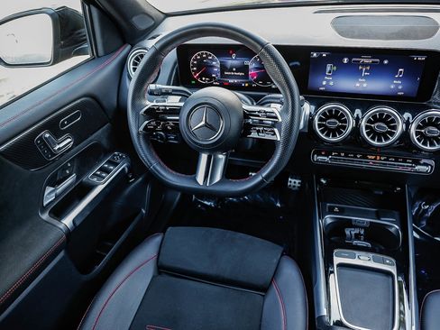 Certified 2024 Mercedes-Benz GLB 250 image 14