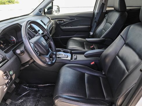 Used 2020 Honda Pilot Touring image 17