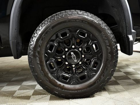 Used 2021 Chevrolet Silverado 2500 LTZ w/ LTZ Plus Package image 26