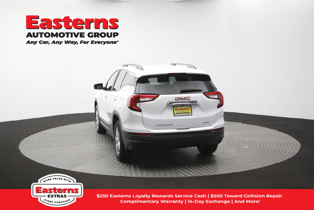 Used 2023 GMC Terrain SLE w/ Driver Convenience Package AWD/4WD image 39