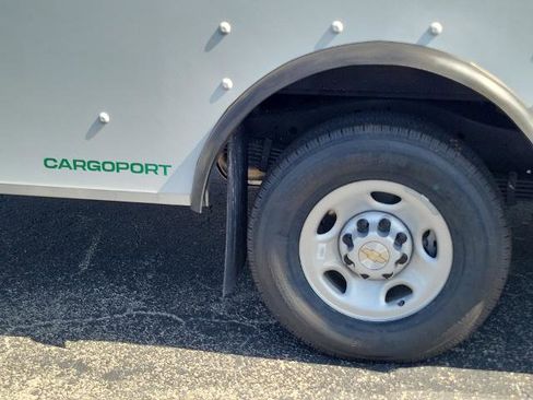 New 2025 Chevrolet Express 3500 w/ Power Convenience Package image 10
