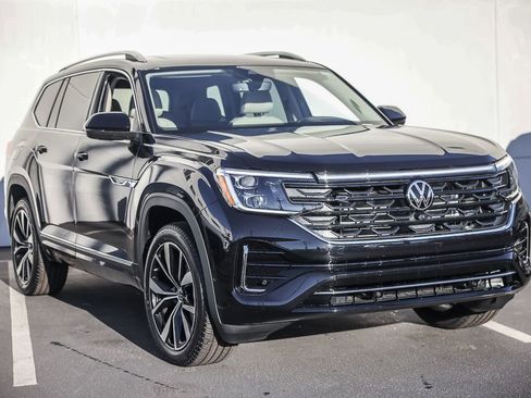 New 2026 Volkswagen Atlas SEL Premium R-Line AWD/4WD image 1