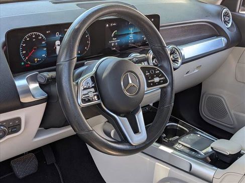 Used 2023 Mercedes-Benz GLB 250 image 10