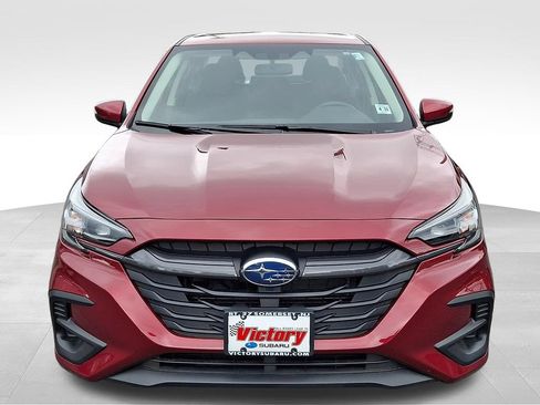Used 2025 Subaru Legacy Premium AWD/4WD image 2
