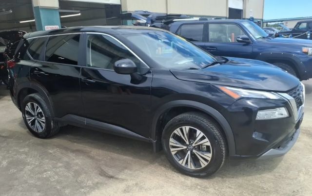 Used 2023 Nissan Rogue SV FWD image 2