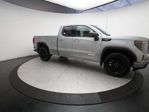 Used 2026 GMC Sierra 1500 Elevation AWD/4WD image 11