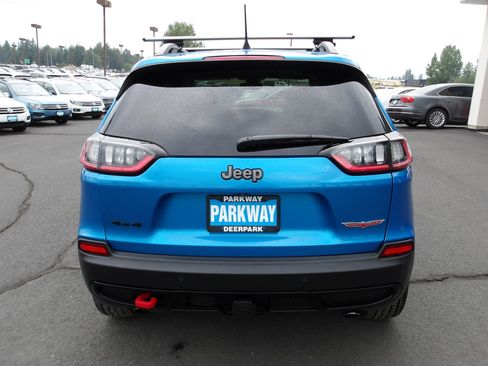 Used 2021 Jeep Cherokee Trailhawk w/ Sun, Sound & Nav Group image 4