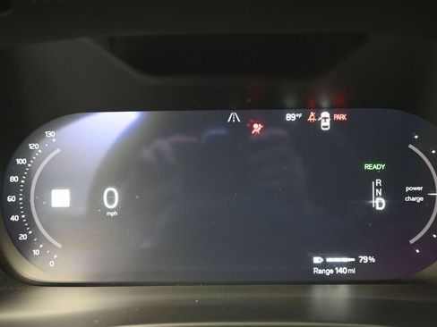 Used 2023 Volvo XC40 Recharge Ultimate w/ Protection Package Premier AWD/4WD image 12