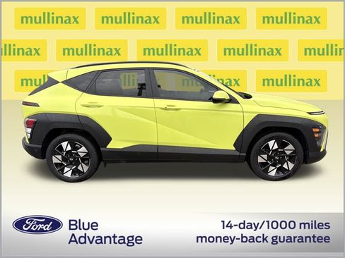 Used 2024 Hyundai Kona SEL image 2