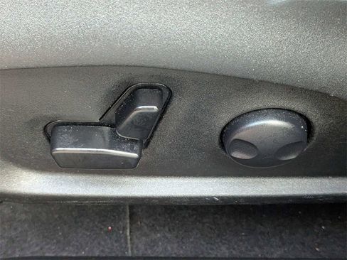 Used 2025 Jeep Compass Trailhawk w/ Trailhawk Elite Group image 21