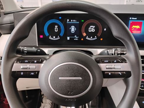 Used 2025 Hyundai Tucson SEL image 18