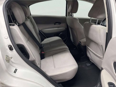 Used 2016 Honda HR-V EX image 18