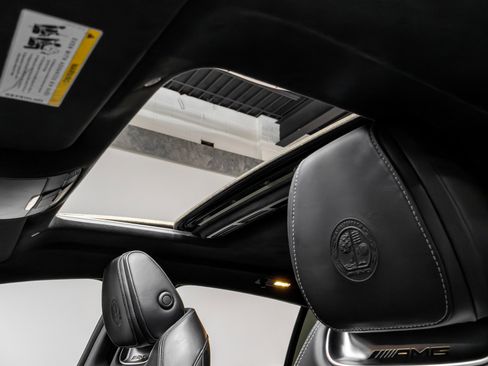 Used 2020 Mercedes-Benz AMG GT 63 S w/ Driver Assistance Package image 30