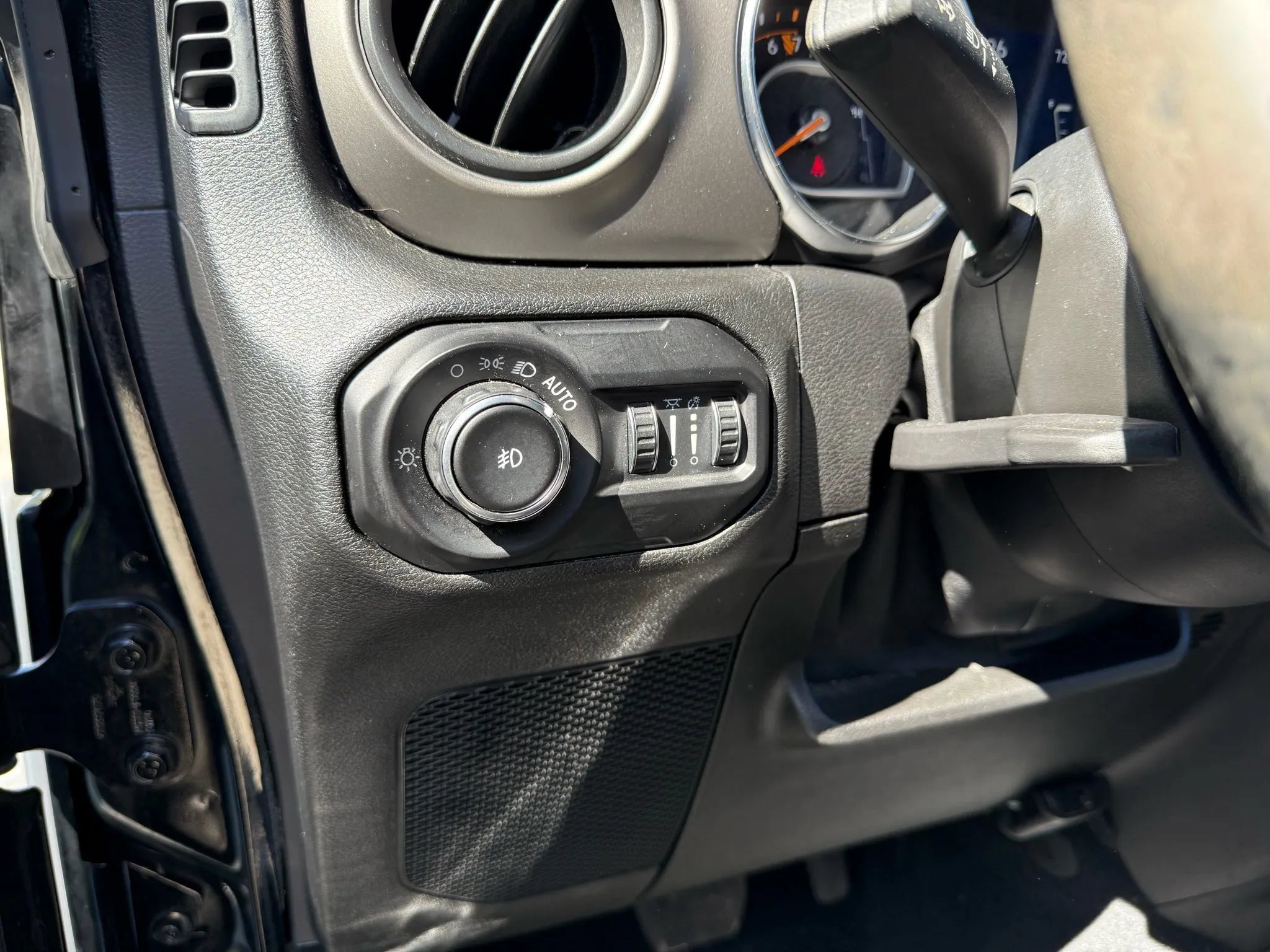 Used 2021 Jeep Wrangler Unlimited Sport AWD/4WD image 19
