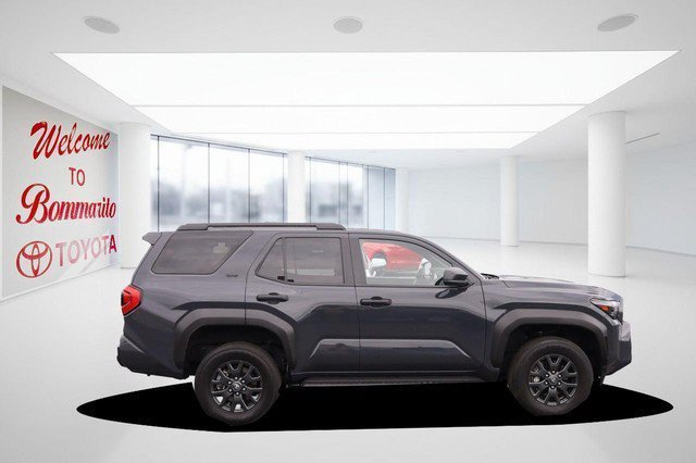 Used 2025 Toyota 4Runner SR5 AWD/4WD image 5