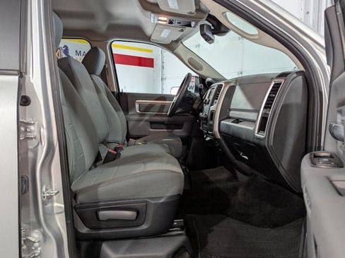 Used 2015 RAM 3500 SLT image 22