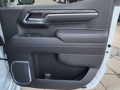 New 2026 GMC Sierra 1500 SLT w/ SLT Premium Plus Package image 40