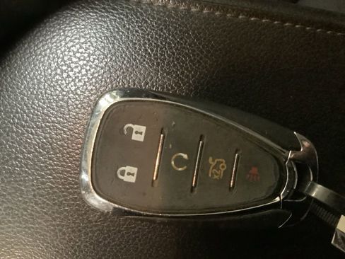 Used 2017 Chevrolet Cruze LT w/ Sun And Sound Package image 26