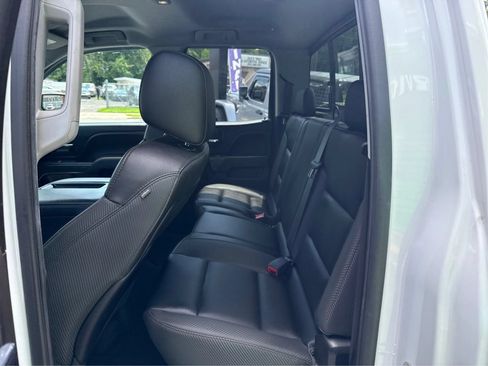 Used 2015 GMC Sierra 1500 SLT w/ All-Terrain Package AWD/4WD image 10