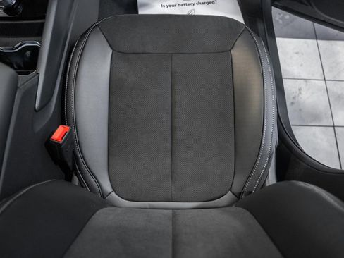 New 2025 Jeep Grand Cherokee L Altitude image 30