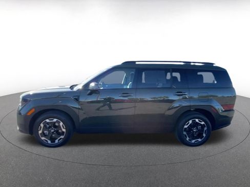 Used 2025 Hyundai Santa Fe SEL FWD image 9