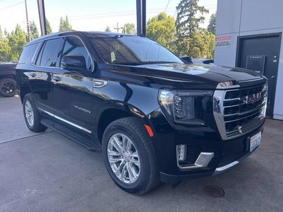 Used 2021 GMC Yukon SLT w/ SLT Luxury Package