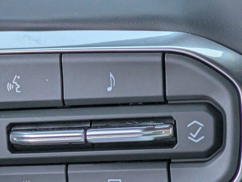 New 2026 GMC Acadia Elevation image 19