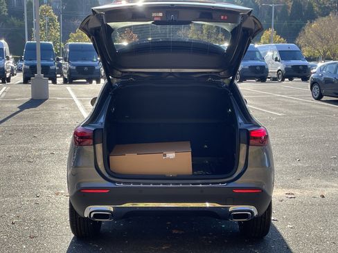 New 2026 Mercedes-Benz GLA 250 GLA 250 SUV image 8