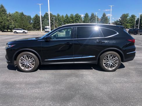 Used 2023 Acura MDX SH-AWD w/ Advance Package image 2