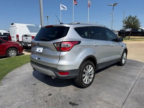 Used 2017 Ford Escape Titanium FWD image 7