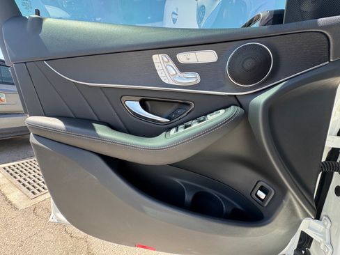 Used 2022 Mercedes-Benz GLC 300 4MATIC image 20