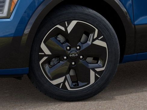 New 2026 Kia Niro Wind FWD image 9