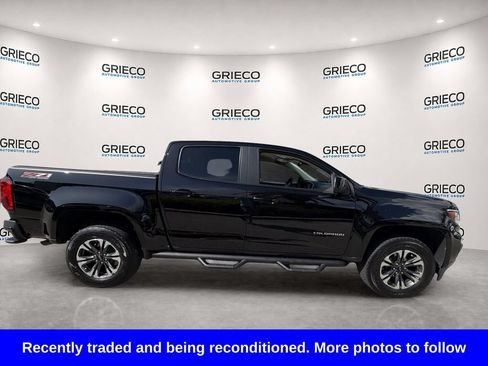 Used 2021 Chevrolet Colorado Z71 AWD/4WD image 8