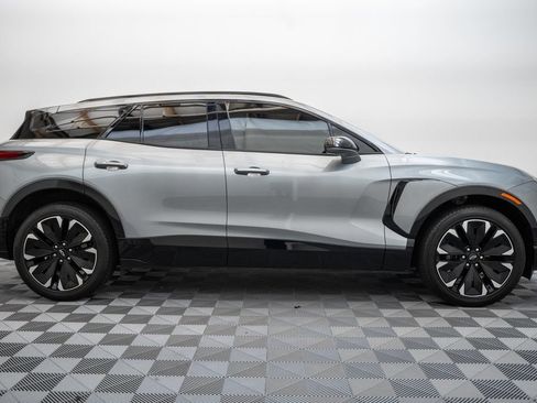Used 2024 Chevrolet Blazer EV RS AWD/4WD image 4