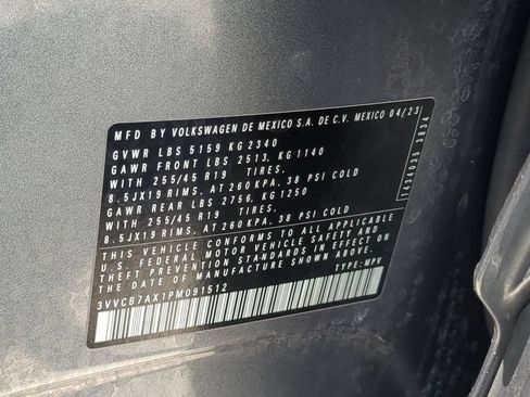 Used 2023 Volkswagen Tiguan SE R-Line FWD image 35