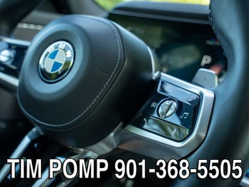 Used 2023 BMW 760i xDrive AWD/4WD image 26