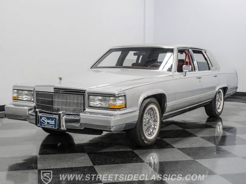 Used 1991 Cadillac Brougham image 18