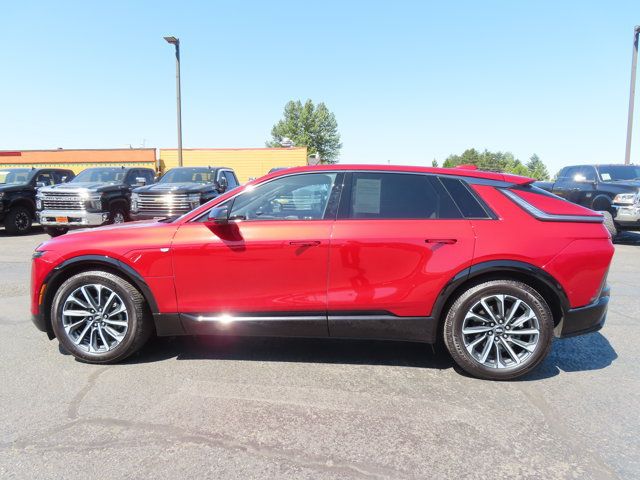 Used 2024 Cadillac Lyriq Sport w/ LPO, Floor Liner Package AWD/4WD image 4