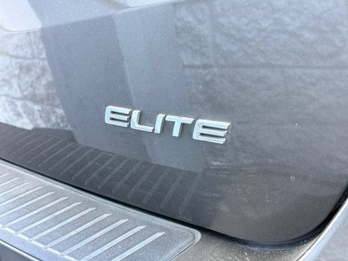 Used 2023 Honda Odyssey Elite image 8