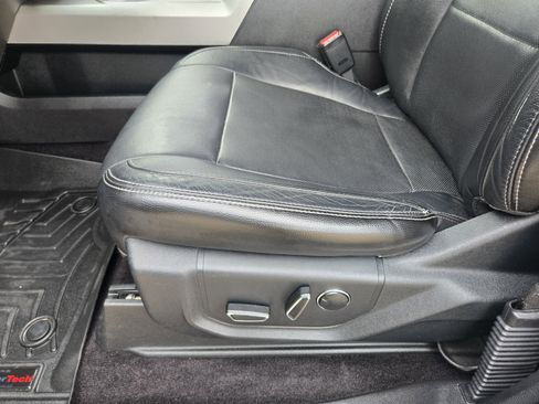 Used 2015 Ford F150 Lariat image 18