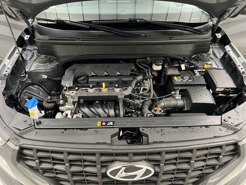 Used 2025 Hyundai Venue SE FWD image 59